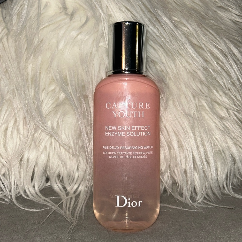 Dior Capture Youth New Skin Effect Enzyme Solution